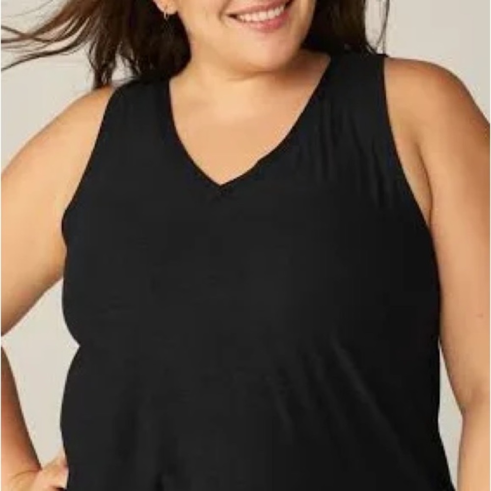 Beyond Yoga All About It split back tank. NWT